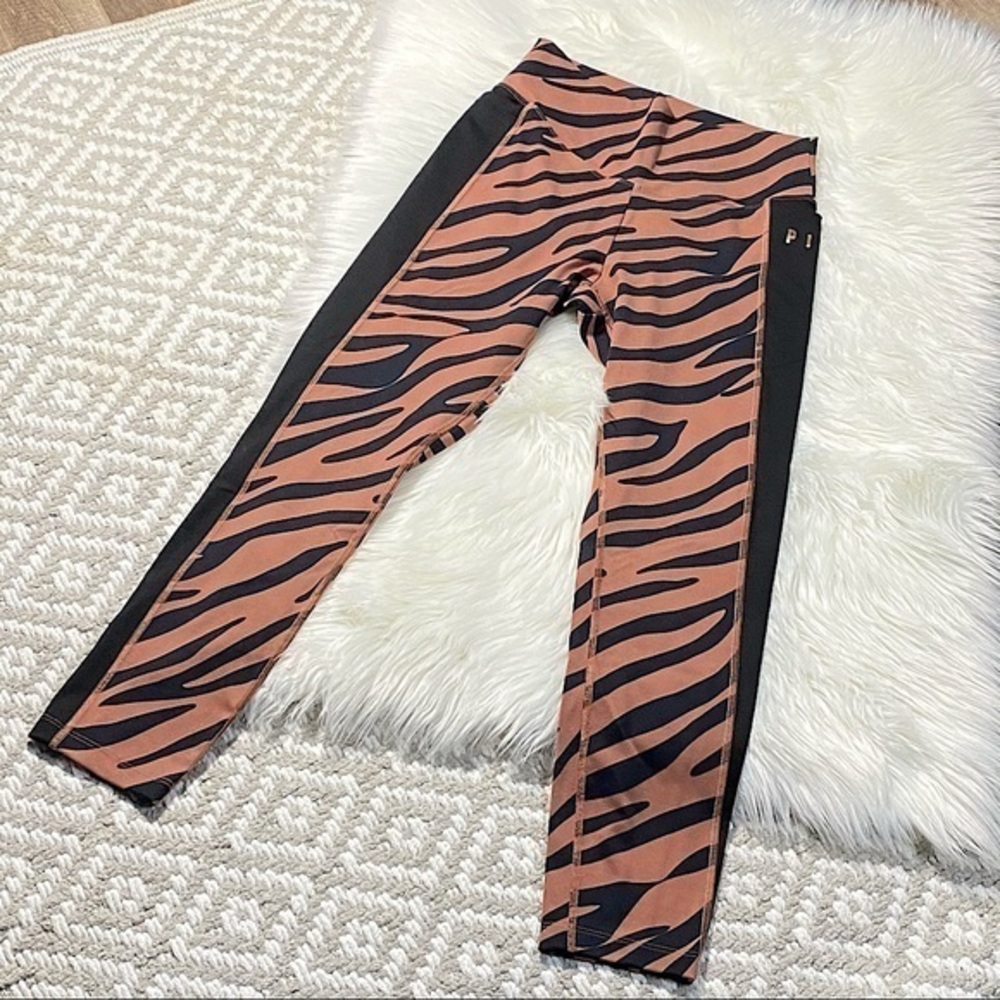 🔥Victoria’s Secret PINK Ultimate 7/8 Leggings EUC